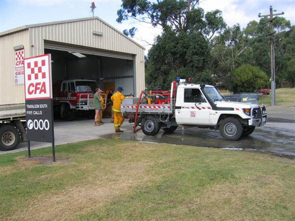 Churchill Fire (Vic) Feb 09 087 (Medium)