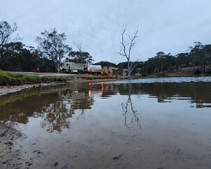 Grass fire, Paris Creek from Willunga CFS