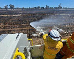 Grass fire, Tarpeena from Wandilo CFS